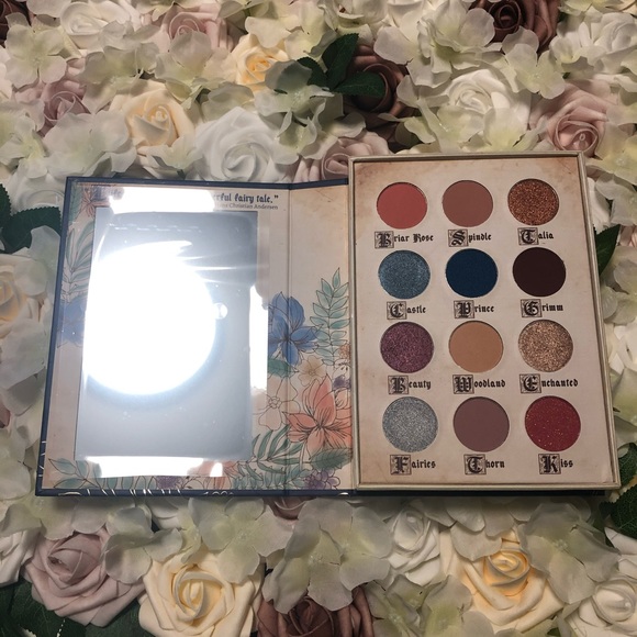 Storybook Cosmetics - Picture 3 of 3